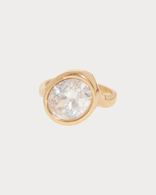 Lucia Ring